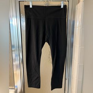 Black Athleta Elation Capri - size medium tall